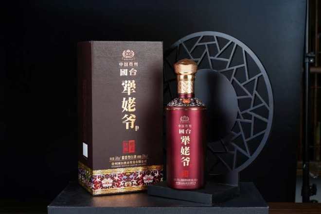 國臺酒業攜手粵強微牛，第二代國臺犟姥爺酒開啟全國運營新篇章